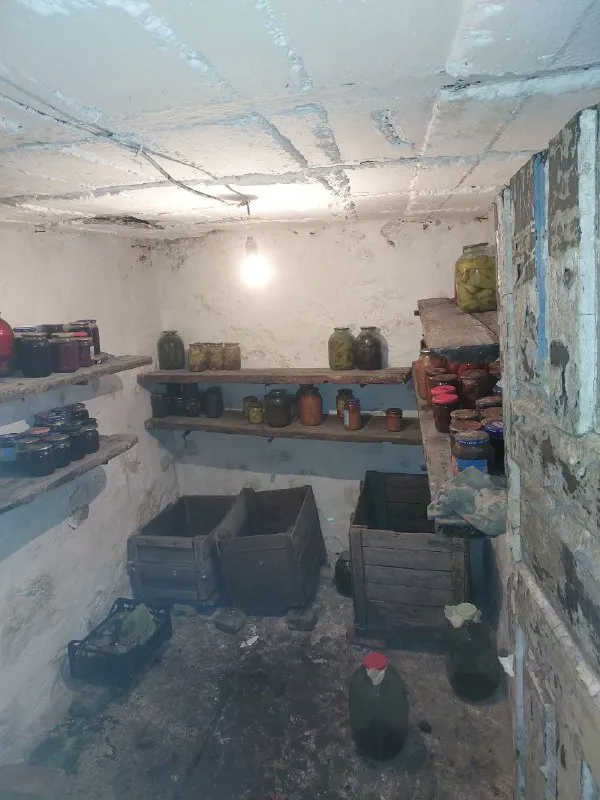 продам ⛽ газифицированый дом 🌇пос. землянки, ул. шевченко. 📍 🏡хороший, добротный дом. ✅площадь 65м². 3 комнаты + комната под санузел, + кухня, + коридор. 🔥новый газовый двухконтурный котёл, новое отопление (радиаторы новые). ✅везде пластиковые окна. ❗️очень тёплый дом. 💦вода круглосуточно с большим напором!!! во дворе большой, добротный погреб, + летняя кухня, + са. .. moji/40/f09f9a8c. png')">🚌до остановки 1 минута. 🛍магазины возле дома. 📑документы готовы к продаже, прописаных и долгов нет. 💰стоимость 2 000 000 ₽ вся детальная информация по телефону, вышлю много фото. 📲☎️+79493823418 инна подписаться | дать объявление - фотография - 10