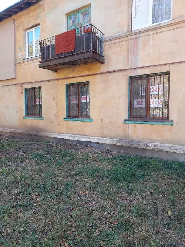 продам двухкомнатную квартиру 🌇г. макеевка,   горняцкий район, ост. школа. ул. сусанина (напротив "ш... - фотография