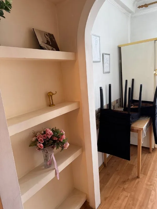 ‼️‼️посуточно‼️‼️ квартира посуточно 📍в будённовском районе города донецка (тихом не обстреливаемом районе) 💦вода холодная и горячая круглосуточно ✅в квартире всё находится для комфортного проживания: wifi; smart-tv; микроволновая печь; электрочайник; чистые полотенца и постельное бельё; фен; стиральная машина; кондиционер ❌в квартире курить запрещено ✅есть балконы цены от 4500-6500 руб/сутки 📲☎️+79494960090 - фотография - 2