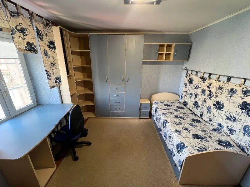 продажа 3х комнатной квартиры 🌇донецк в ворошиловском районе. центр-проспект 25-летия ркка📍 📍лучшая локация города ✅общая площадь 65 кв м ✅комнаты раздельные ✅большой балкон, лоджия ✅квартира теплая ✅этажность дома 7/10 - фотография - 5