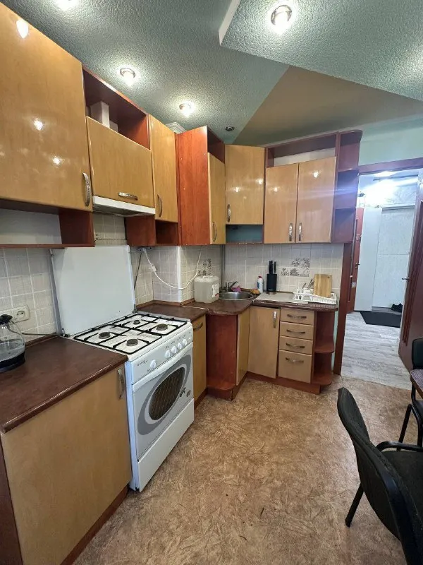 аренда посуточно 2 ком. квартиры 🌇донецк, в районе площади будённого!📍 ✅квартира предназначена для спокойного отдыха, вечеринки и шумные собрания запрещены ‼️ ❗не сдаётся шумным компаниям для проведения вечеринок ❗ ✅ идеально подходит для командировок! 📄 предоставляем официальные отчетные документы для бухгалтерии. квартира сдаётся от двух суток❗️ - фотография - 7