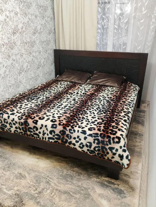 сдам двухкомнатную квартиру 🌇донецк, в калининском районе на улице антипова, рядом с парком «гулливе... - фотография