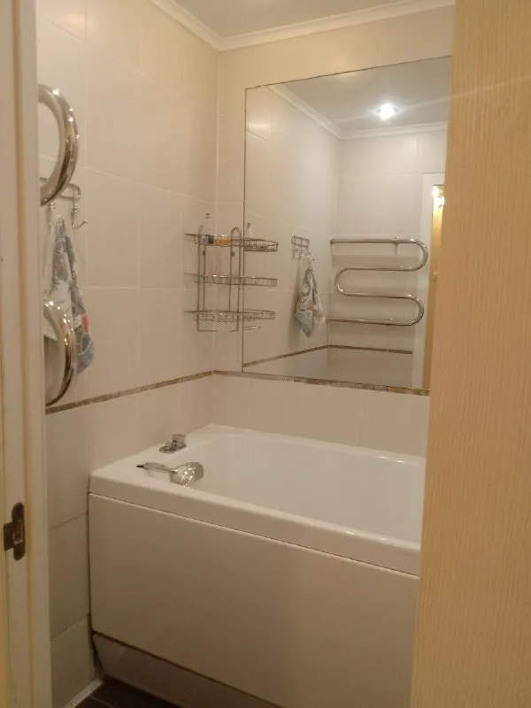 ‼️аренда квартиры‼️ 🏡аренда 3к квартиры только! на длительный срок. сдается впервые! г. донецк днр, киевский р-н, ул. артема, привокзальный/обжора/галактика отличное состояние,  капитальный ремонт, комнаты раздельные, большой холл. 3 тв, кондиционер, стир. м/а, посудомоечная маш. сдается ответственным людям. ‼️долгосрочная аренда‼️ 💴цена: 50.000₽+ком услуги ☎️+7949 335 95 50 юлия, ан аренда днр - фотография - 5