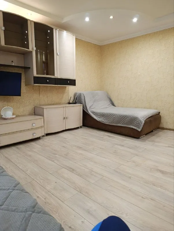 📜сдается посуточно 1-комнатная квартира. 🗒г. донецк 🌆 пролетарский район, ул. раздольная 🤓уютная ква... - фотография