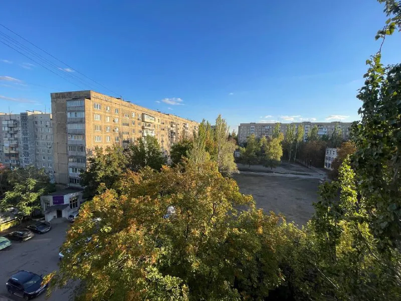 продам 3х комнатную квартиру 🌇донецк, центр ленинского района по улице туполева📍 💦вода круглосуточно... - фотография