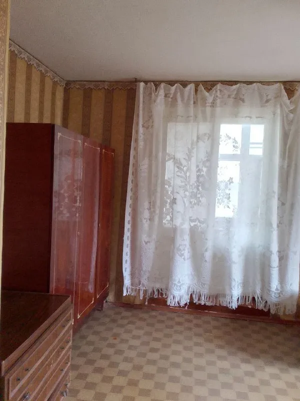 ‼️продажа квартиры‼️ 🏡продажа 1-однокомнатная квартира г. харцызск днр верх черёмушки ул. а. чумака 50 а ✅этажность–6/9 жилого дома ✅общая площадь–32.8 м2 ✅кухня–6.9 м2 ✅пластиковые окна, есть лоджия кладовка вода на этаж поступает ✅квартира под ремонт прописанных и долгов нет 🧾документы готовы 🔥собственник 💴цена: 1🍋500 рублей ☎️+7(949) 389-13-00 📨подписаться - фотография - 2