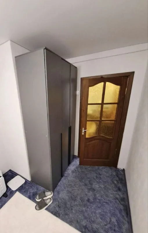 сдаётся 2-х комнатная квартира 🌇длнецк на улице краснофлотской в калининском районе, рядом с парком «гулливер». 📍 💦круглосуточная подача горячей и холодной воды. ✅отличная транспортная доступность и развитая инфраструктура: калининский исполком, парк, магазины, школа, детский сад и другие объекты. ✅в квартире есть вся необходимая мебель и бытовая техника, скоростной интернет, накопительный бак на 500 литров. 💰стоимость: 60 000 рублей + залог + комиссия агентства. оплата по факту заселения. 📲☎️+7 (949) 352-33-16. подписаться | дать объявление - фотография - 5