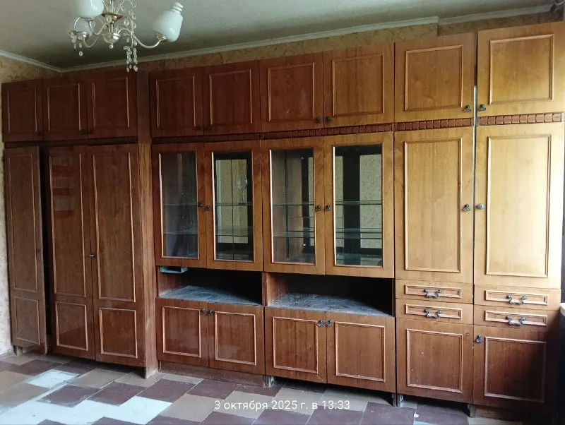 продам двухкомнатную квартиру 🌇донецк, на текстильщике (ул. островского, ориентир амбулатория №3). 📍 ✅комнаты раздельные. ✅2/10-ти этажного. 👍выход на балкон из 2х комнат. ❗️квартира под ремонт. 💰цена 2 600 000 руб.   торг. 📲☎️+ 7 949 470 04 83 (феникс), 📲☎️+7 949 796 89 69 (миранда) ан анна - фотография - 10