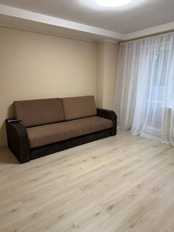 💬 описание: ‼️‼️‼️аренда квартиры на длительный срок ‼️‼️‼️ 2х комнатная квартира калининский район донецка пересечение ильича/ шахтостроителей 3эт стоит система бесперебойного водоснабжения есть все для комфортного проживания 47 тыс + ком усл + залог ( можно разбить) звоните, договоримся 😉 +79493859586 💳 цена: 47000 руб. 📲 tg: татьяна, 📞 звоните: +79493859586 - фотография - 3