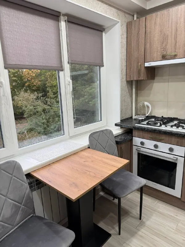 💬 описание: ‼️‼️‼️аренда квартиры на длительный срок ‼️‼️‼️ 2х комнатная квартира калининский район донецка пересечение ильича/ шахтостроителей 3эт стоит система бесперебойного водоснабжения есть все для комфортного проживания 47 тыс + ком усл + залог ( можно разбить) звоните, договоримся 😉 +79493859586 💳 цена: 47000 руб. 📲 tg: татьяна, 📞 звоните: +79493859586 - фотография - 5