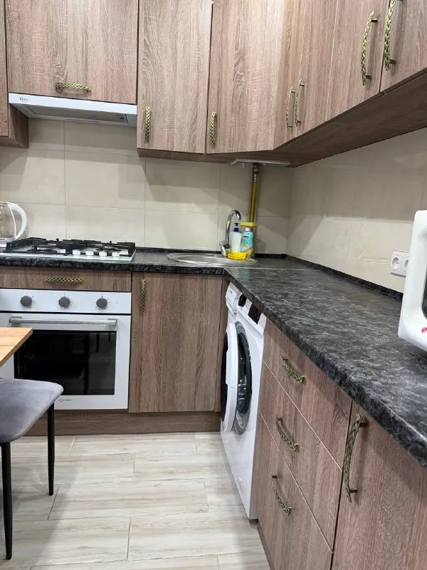 💬 описание: ‼️‼️‼️аренда квартиры на длительный срок ‼️‼️‼️ 2х комнатная квартира калининский район донецка пересечение ильича/ шахтостроителей 3эт стоит система бесперебойного водоснабжения есть все для комфортного проживания 47 тыс + ком усл + залог ( можно разбить) звоните, договоримся 😉 +79493859586 💳 цена: 47000 руб. 📲 tg: татьяна, 📞 звоните: +79493859586 - фотография - 6