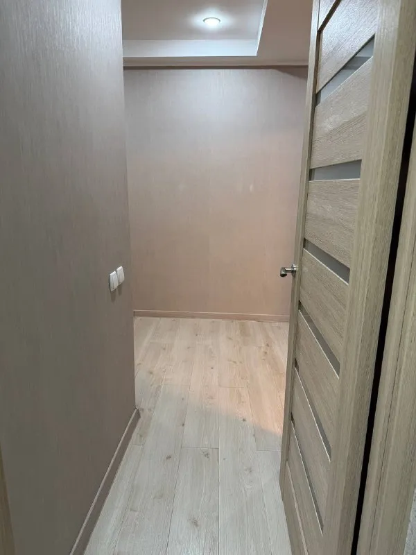 💬 описание: ‼️‼️‼️аренда квартиры на длительный срок ‼️‼️‼️ 2х комнатная квартира калининский район донецка пересечение ильича/ шахтостроителей 3эт стоит система бесперебойного водоснабжения есть все для комфортного проживания 47 тыс + ком усл + залог ( можно разбить) звоните, договоримся 😉 +79493859586 💳 цена: 47000 руб. 📲 tg: татьяна, 📞 звоните: +79493859586 - фотография - 8