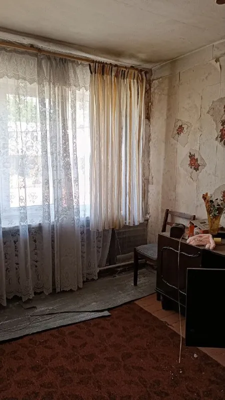 продам 2-комнатную квартиру. 🌇донецк, петровский р-н. ул. калиновского. ❗этаж/этажность 2/2, общая площадь 43м2 ❗квартира под кап. ремонт. ❗💰цена 500 000 руб. + агентские. ☎тел: +79494706765 андрей ан - фотография - 5