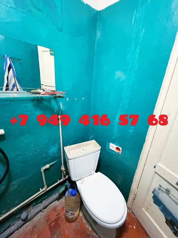 продаю 2-х комнатную квартиру ‼️макеевка, красная горка‼️цена 🔥 особенности квартиры: ✅общ. площадь 42 кв. м ✅этаж 2/4 ✅квартира угловая, но теплая, установлены чугунные турецкие батареи. ✅окна и балкон пластиковые, двери металические. ✅в квартире установлена газовая колонка, вода по графику стабильно💧 ✅электрика сделана, частично остается мебель /техника по согласованию покупателя и продавца. ✅отличное расположение:в шаговой доступности школа, детский сад, супермаркет, парикмахерская, транспорт на макеевку и донецк, через дорогу гипермаркет галактика. ✅чистый закрытый подъезд, спокойные соседи. ✅документы готовы. 2 100 000(торг) звоните + 7949 416 57 68 мария 📨подписаться - фотография - 2