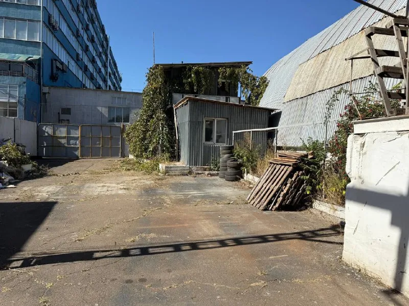 продается производственная база, со складскими помещениями 🌇в районе "фабрики игрушек", г. донецк📍 ❗... - фотография - 1