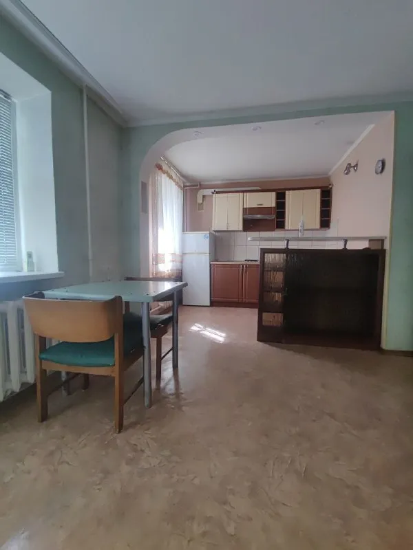 долгосрочная аренда! большая 1-комнатная квартира, 3/9, ул. куйбышева / ивана ткаченко большая 1-ком... - фотография - 1