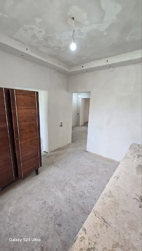 продажа дом( дск) 2млн‼️ донецк, пр. журналистов площадь дома:56 м2 ♨️🎁супер предложение, 💟🔥по супер цене. продаётся дом после ⚒капитального ремонта. отличное состояние, 🪮просто поклеить обои и заходи- живи. финский, отдельный двор есть участок. ✅поменяна крыша, ✅пластиковые окна, ✅сделан капитальный ремонт, ✅металлическая дверь, ✅отопление: паровое+электрическое❗️ ✅полы с подогревом ✅есть камин. ✅в доме 2 спальни, ✅зал с камином. ✅ санузел в кафеле, ✅во дворе гараж, ✅хоз/ постройки, ✅3 соточки земли. фото соответствует, документы готовы, очень срочная продажа‼️ ваш агент +7949-36-77-907 татьяна александровна - фотография - 9