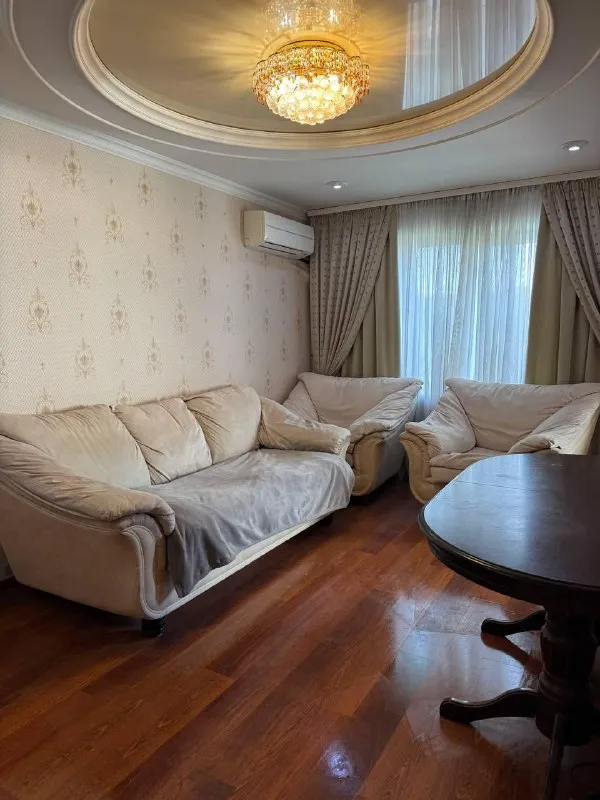 срочно продам 3 ком. квартиру 🌇донецк, мкр. текстильщик, петровского 117в📍 ✅этаж -  8/9 ✅площадь - 6... - фотография - 1