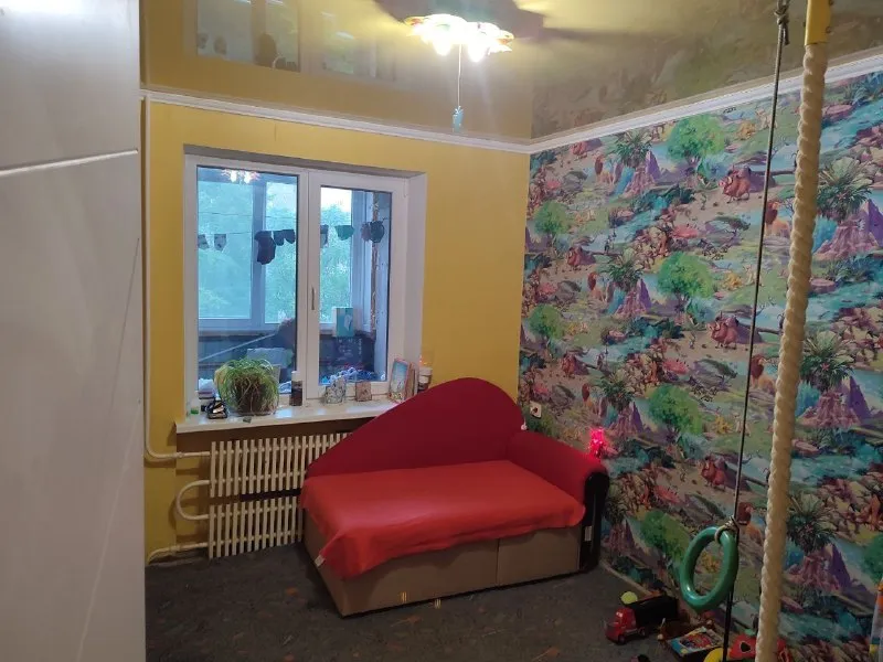 ‼️продажа квартиры‼️ 🏡продажа трёхкомнатная квартира г. донецк днр пролетарский р-н, ул. прожекторная, возле кафе бирстаун ✅этажность–6/9 жилого дома ✅рядом магазины, школы, садик автостанция ✅квартира очень тёплая, незаконченный ремонт -туалет, ванная, прихожая стены выровнены ✅все комнаты разделены балкон и огромная лождия ✅в квартире остаётся мебель и бытовая техника ✅вода по графику 🔥собственник 💴цена: 6🍋500.000 рублей не большой торг‼️ 📞подробности по телефону; ☎️+7(949) 323-03-59 светлана недвижимость днр - фотография - 9