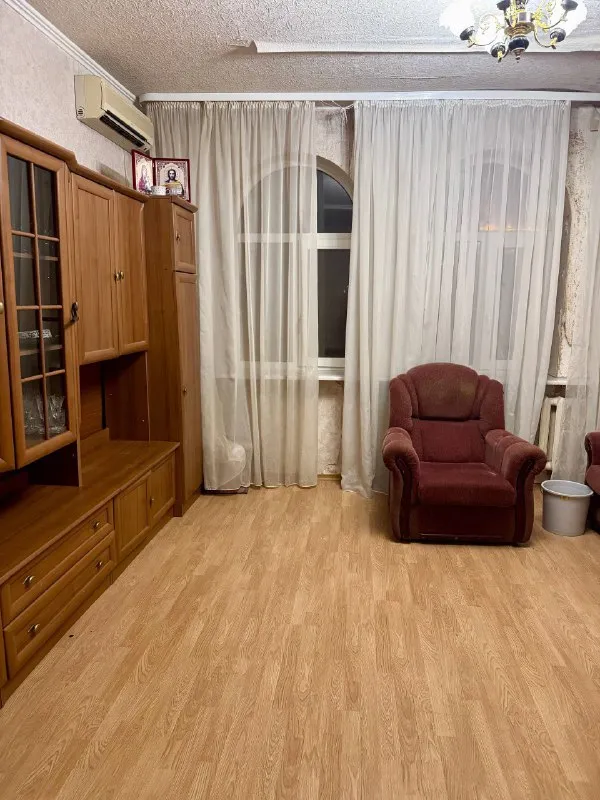 аренда 2комн. квартиры. площадь ленина. общая площадь: 55м2 этаж: 4/4 дом кирпичный. ☎️+7(949)362-41... - фотография