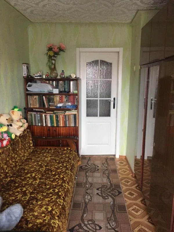 ‼️продажа квартиры‼️ 🏡продается 3-трехкомнатная квартира🗺г. енакиево днр центр города-рядом с администрацией ✅этажность–5/5 жилого дома ✅площадь квартиры–60 м2 ✅состояние жилое 🧾документы рф, без долгов 🔥собственник 💴цена: 2🍋400.000 рублей возможен торг‼️ 📞более подробная информация по телефону; ☎️+7(949) 432-93-36 ирина 📨подписаться - фотография - 6