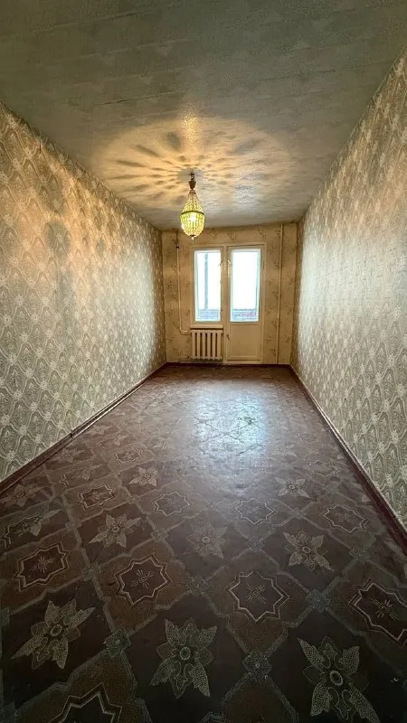 продам трёхкомнатную квартиру продажа от собственника❗️ 🌇донецк, улица университетская (район шахтерской площади)📍 ✅этаж 3 / 9ти этажного дома ✅тип дома: панельный ✅общая площадь: 66 м² ✅жилая площадь: 44 м² ✅площадь кухни: 9 м² характеристики: - не угловая, теплая, есть балкон санузел раздел. .. /emoji/40/e29d97.png')">❗️ 🌎расположение: хорошая локация, рядом школа, детский сад, магазины, остановка общественного транспорта 💰цена: 4 500 000 рублей 📑документы - готовы к сделке 📲☎️ +7 949 371 51 20 лариса подписаться | дать объявление - фотография - 3