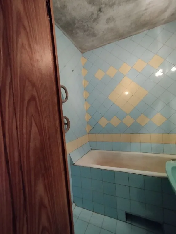 продам трёхкомнатную квартиру продажа от собственника❗️ 🌇донецк, улица университетская (район шахтерской площади)📍 ✅этаж 3 / 9ти этажного дома ✅тип дома: панельный ✅общая площадь: 66 м² ✅жилая площадь: 44 м² ✅площадь кухни: 9 м² характеристики: - не угловая, теплая, есть балкон санузел раздел. .. /emoji/40/e29d97.png')">❗️ 🌎расположение: хорошая локация, рядом школа, детский сад, магазины, остановка общественного транспорта 💰цена: 4 500 000 рублей 📑документы - готовы к сделке 📲☎️ +7 949 371 51 20 лариса подписаться | дать объявление - фотография - 7