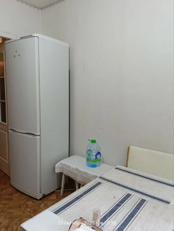 аренда 3х комнатной квартиры на щетинина. 2/9 этажного. состояние простое – но все необходимое в наличии. чисто и аккуратно. вода по графику. через дорогу с/м геркулес молоко, справа рынок щетинина, остановка транспорта рядом. цена 30 000руб. + залог + комиссия. ан анна +7 949 470 04 83 (феникс), +7 949 796 89 69 (миранда). - фотография - 7