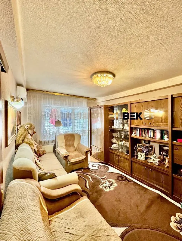 срочная продажа! двухкомнатной квартиры снижение стоимости❗️ 🌇ворошиловский районеэ донецка, по ул. шекспира 📍 👍заменены все коммуникации, электропродка, м/п окна, огромный застекленный пластиковый балкон, 2 сплит системы. ✅общая площадь 43 кв. м. кухня 7 кв. м. этаж 5/5. 📍район расположения квартиры - это прекрасное место для отдыха, пикника, рыбалки, рядом роща. парковочное место под окнами. 💦вода по графику! доходит!   💰стоимость 4 200 000 рублей. 📲☎️+79493375397 с уважением вероника ан «21век» подписаться | дать объявление - фотография - 2