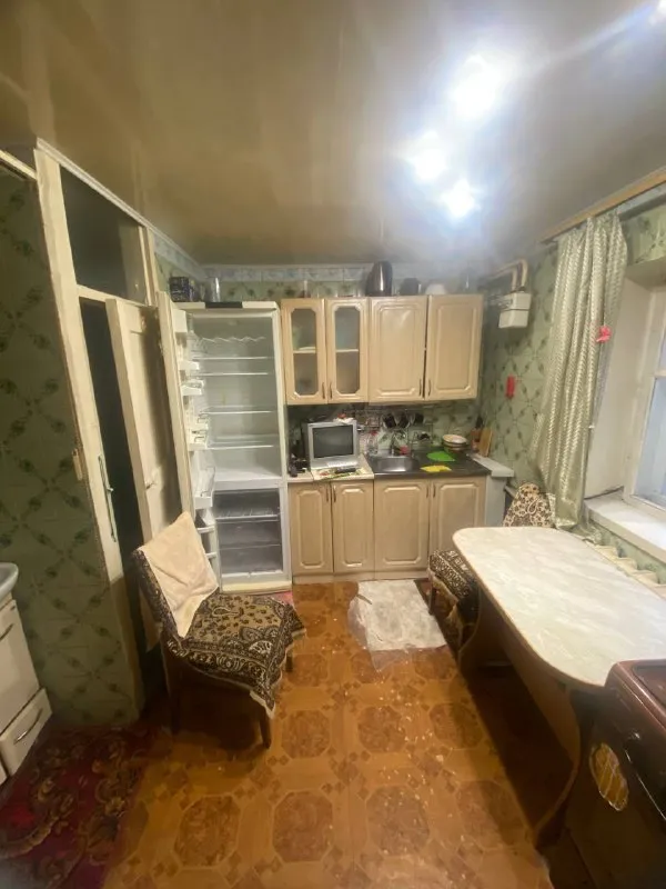 🏡сдам дом на долгосрочную аренду (от 6 месяцев). г. донецк днр, киевский район, ветка. ✅отдельно стоящий дом в жилом состоянии, 4 комнаты, свой двор, газовое отопление, вода по графику, стиральная машина, кондиционер, холодильник, телевизор, ванна и туалет в доме. цена: 35000 р + коммунальные. оплата при заселении первый месяц + залог, без комиссии. просмотр возможен раньше. ☎️номер: +79383152549 📞связь в телеграм @vlad1sloove 📨подписаться - фотография - 9