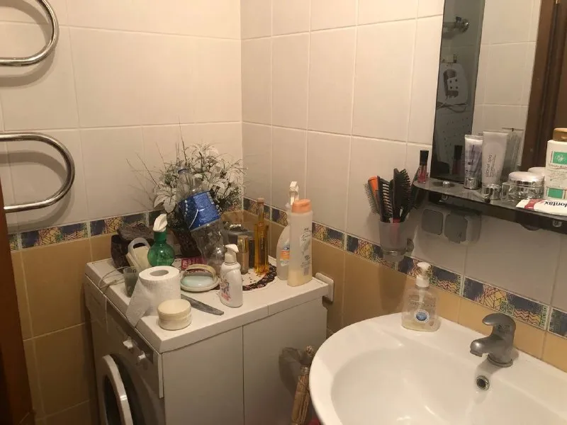 ‼️продажа квартиры‼️ 🏡продам 4-четырехкомнатную квартиру г. донецк днр куйбышевский р-н, ул куйбышева 209, мкр-н магистральный, рядом галактика и школа 51 ✅в квартире сделан качественный ремонт ✅мебель частично остается вода во время подачи идет 🔥собственник 💴цена: 8🍋3 рублей 📲подробности по тел; ☎️+7(949) 385-93-57 сергей 📨подписаться - фотография - 10