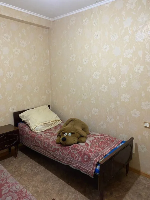 ‼️‼️‼️аренда комн. квартира г. донецк днр буденновский ваз‼️‼️‼️ 🏡сдам квартиру с частичной мебелью, сроком от 3-6 месяцев семьям с детьми, мужчины итр. ✅вода в квартире согласно графика, бойлер. ‼️без холодильника. спальные места- кровати. 💴цена: 22 000₽ + комуслуги. ☎️☎️☎️ +79494194208 📨подписаться - фотография - 7