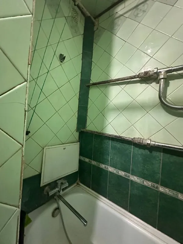 ‼️продажа! ленинский проспект‼️ продажа 4 ком квартиры. ленинский проспект, центр славянской культуры. комнаты раздельные, кухня 9 квадратных метров, 4 этаж 9 ти этажного дома. состояние жилое. рядом транспортные остановки, супермаркет, центр славянской культуры, храм. документы готовы никто не прописан цена 6,500,000р + торг! +79493268382 виктория ан недвижимость днр - фотография - 10