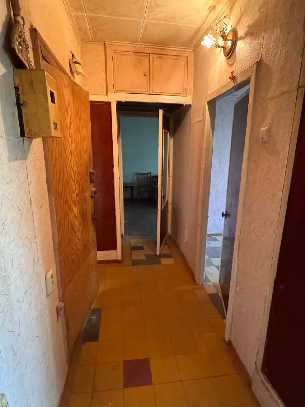 ‼️продажа! пл. шахтерская‼️ продажа! ориентир- киевский проспект, пл. шахтерская. квартира под ремонт. 5/5 ти, крыша не течет. комнаты раздельные, общая площадь 42 кв. , без балкона ( эркер), дом панельный, отличное месторасположение! документы готовы! собственник на сделке цена 2,800,000р! +79494181407 галина ан недвижимость днр - фотография - 6