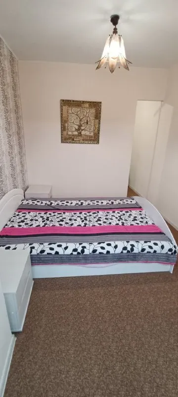 аренда трёхкомнатной квартиры 🌇донецк, проспект ильича грузия калининский район 📍 💦вода 24/7 горячая и холодная новый накопительный бак на 1 тонну ✅сдается впервые ❗️ ✅квартира с гардеробной. развитая инфраструктура - молоко, манна, мединститут, больница калинина, театр кукол, проспект ильича главная транспортная артерия города, можно легко добраться в любую точку ✅вся необходимая мебель и бытовая техника, скоростной интернет wifi 💰цена 60 000 ₽ + залог + комиссия ан, оплата по факту заселения, без посещения офиса и предоплат 📲☎️+79493523316 подписаться | дать объявление - фотография - 4