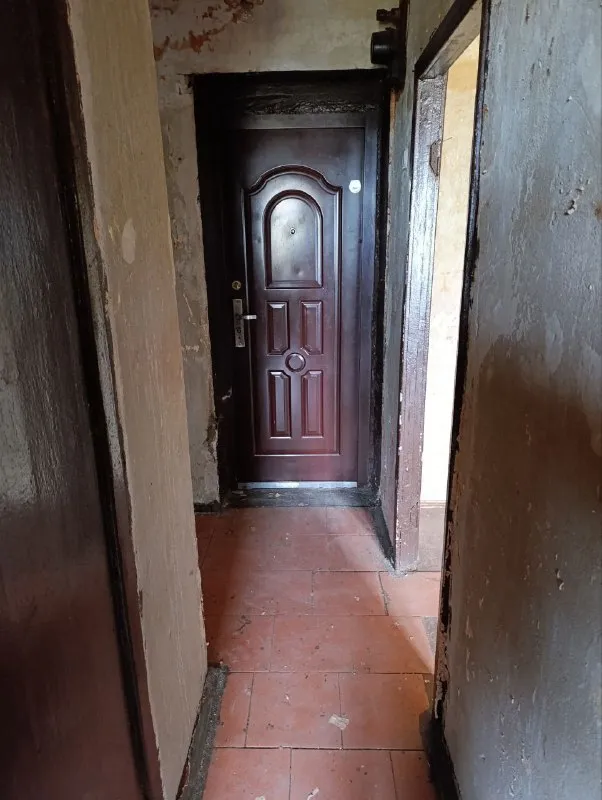 ‼️продажа квартиры‼️ 🏡продается 1-однокомнатная квартира под ремонт г. макеевка днр центрально городской район 🗺ориентир: остановка 28 линия ✅этажность–9/9 жилого дома ✅от собственника, документы готовы к продаже 💴цена: 900.000 рублей торг уместен ‼️ ☎️+7(949) 588-74-71 недвижимость днр - фотография - 2