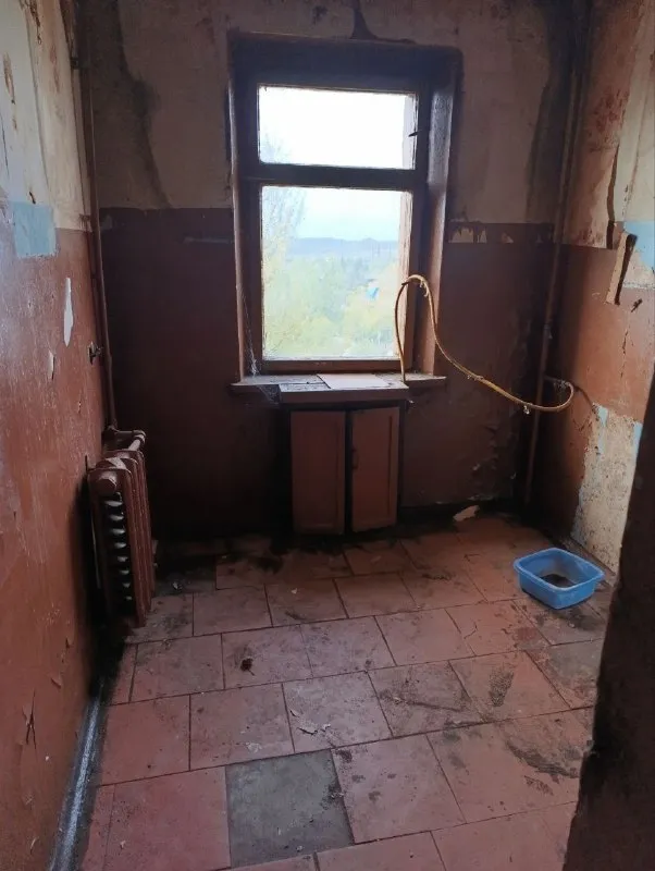 ‼️продажа квартиры‼️ 🏡продается 1-однокомнатная квартира под ремонт г. макеевка днр центрально городской район 🗺ориентир: остановка 28 линия ✅этажность–9/9 жилого дома ✅от собственника, документы готовы к продаже 💴цена: 900.000 рублей торг уместен ‼️ ☎️+7(949) 588-74-71 недвижимость днр - фотография - 6