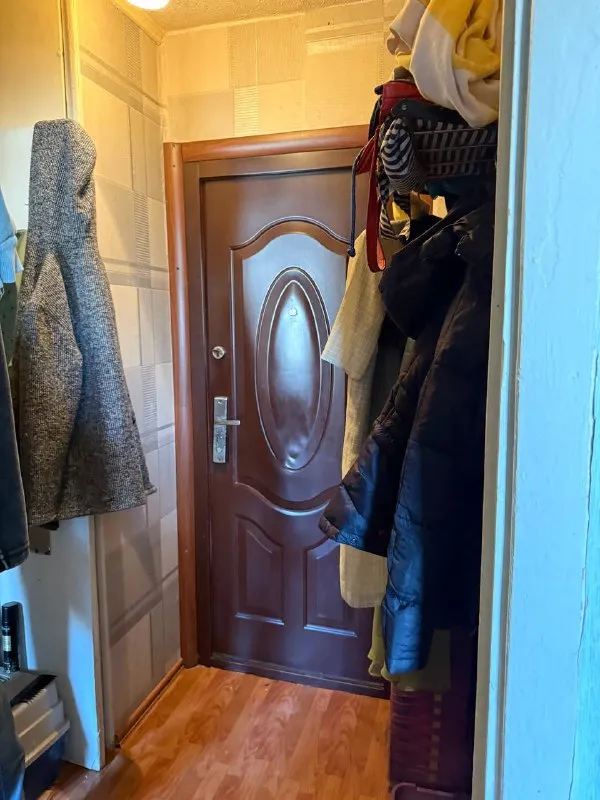 продам 1 ком квартиру пролетарский район ул щетинина 4 7/9 этаж малосемейка квартира под ремонт фотографии реальные 1 200 000₽ +79494113097 @as_01vva telegram - фотография - 4