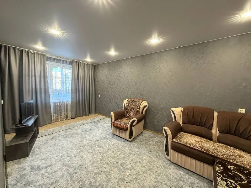 сдается 2-комнатная квартира в буденовском районе, 230-стрелковая дивизия, от собственника, не агент... - фотография