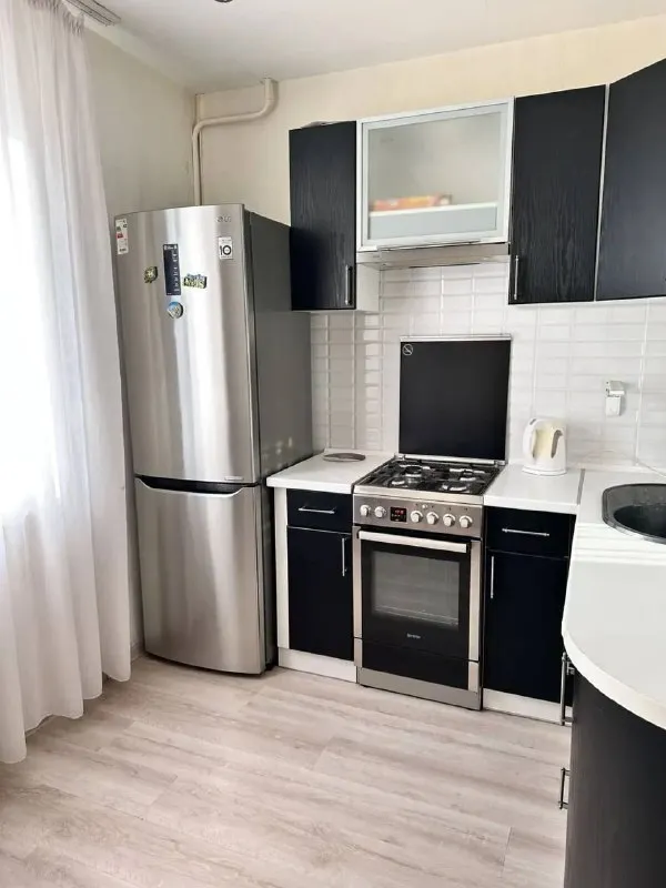 продам 4х-комнатную квартиру 🌇донецк по адресу: пр. красногвардейский 38а. 📍 ✅новостройка❗️ ✅квартира полностью готова к проживанию, все документы в порядке. ✅утеплённые наружные стены толщиной 15 см. все окна и балконный блок заменены на трёхкамерные стеклопакеты. ✅установлена дорогая входная дверь с замком mottura и видеодомофоном. 💦в квартире есть бойлер bosch на 100 литр. .. /telegram. org/img/emoji/40/e29c85.png')">✅электрика выполнена профессионально: на каждую комнату и крупную технику установлены отдельные автоматы, а также установлен отсекатель перепадов давления. ✅этаж 8/10 👍в шаговой доступности отстроенный парк «марабушта» с детскими и спортивными площадками. 💰цена: 11 000 000 рублей. 📲☎️+79497059697 ан новый донбасс подписаться | дать объявление - фотография - 6