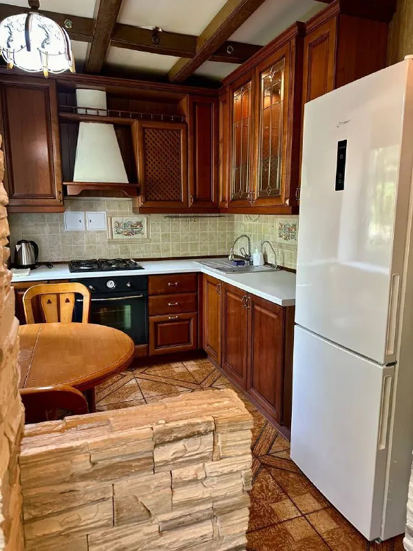 посуточно 2к квартира в калининском р-не донецка. в квартире есть вся необходимая мебель, техника, посуда. постельное, полотенца предоставляем. есть кондиционер, камин, подогрев пола на кухне и в ванной. есть вода постоянно💦 цена 5 тыс от 3-х суток, сутки 6 тыс. в зависимости от кол-ва дней проживания, цена снижается +380714673790 телеграм +7 (949) 995-08-63 дарья - фотография - 3