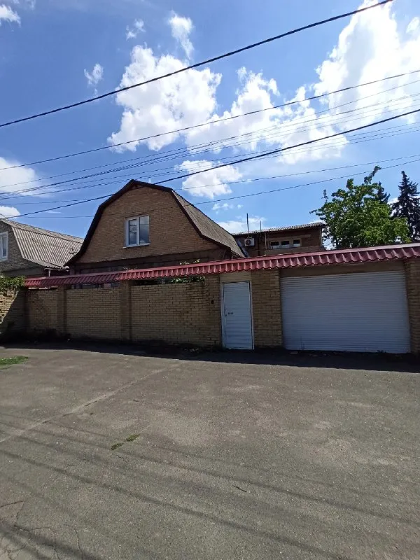 продам жилой газифицированный двухэтажный дом г. донецк, калининский р-н ориентир: авторынок «покров... - фотография