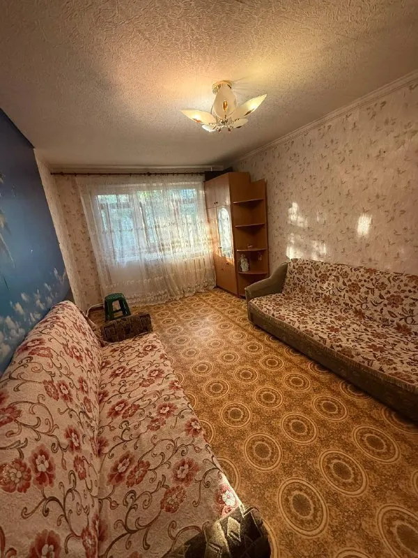 ❗️сдам квартиру в харцызске❗️ трехкомнатная квартира в центре харцызска, индивидуальное отопление, накопительный бак на 200 литров, с мебелью цена 27 000 рублей писать в личные сообщения❗️ eliza - фотография - 4