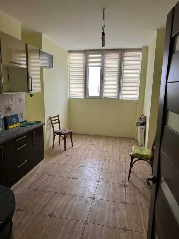 продам двухкомнатную квартиру 🌇 донецк, новостройка на миронова 15б 📍 👍это отличное предложение для тех, кто ищет комфортное жильё. ✅квартира площадью 69 квадратных метров уже с косметическим ремонтом, что позволяет сразу въехать и наслаждаться новым жильём. ✅расположение квартиры на 11 этаже 17-этажного дома позволяет наслаждаться прекрасным видом из окон. 💰цена в 5 000 000 ₽ делает это предложение весьма привлекательным на рынке недвижимости. ❗️ 📲☎️+79493410484 ан новый донбасс подписаться | дать объявление - фотография - 5