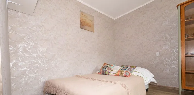 сдам двухкомнатную квартиру 🌇донецк, калининский район📍 ✅площадь 49кв. м, 3 этаж многоэтажного дома.... - фотография