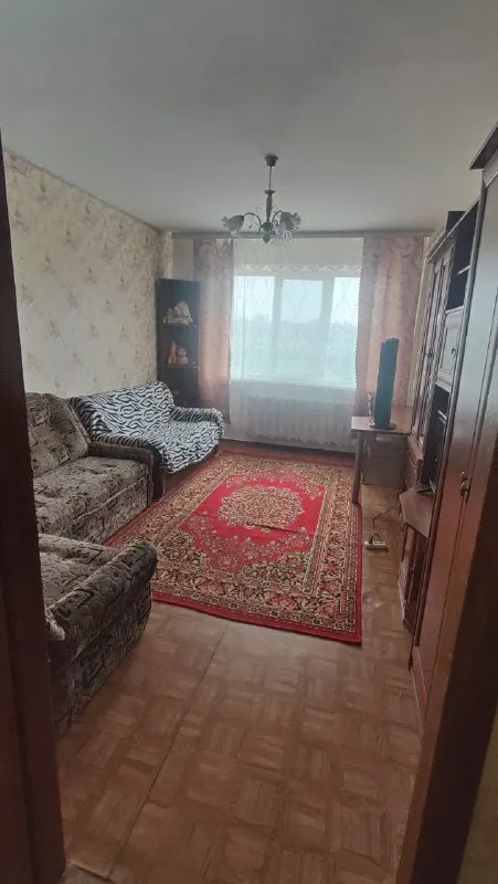 ‼️продажа квартиры‼️ 🏡продаётся трехкомнатная квартира г. харцызск днр на трубном ул. патона ✅этажность–5/9 жилого дома ✅квартира в жилом состоянии, комнаты раздельные, пластиковые окна, счётчик на всё, плитка кухня, ванна, туалет, новая входная дверь ✅вода на этаж поступает, лифт работает прописанных и долгов нет 🧾документы готовы ✍️возможна продажа с маткапиталом 🔥собственник 💴цена: 3🍋300.000 рублей ☎️+7(949) 389-12-07 📨подписаться - фотография - 2