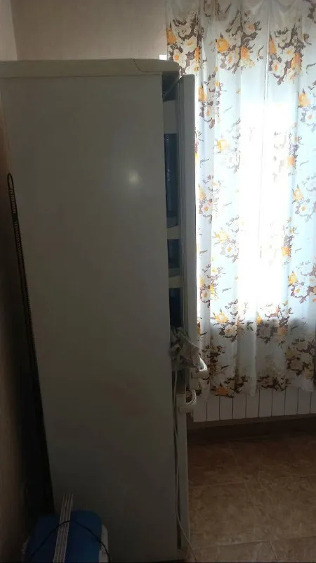 долгосрочная аренда в центре макеевки квартира в топовом месте - самый центр города, плеханова, идеальная транспортная развязка, рядом абсолютно всё!!! квартира 1 - комнатная, полностью укомплектована мебелью и техникой. по договоренности с хозяином, есть возможность установить накопительную систему. арендная плата 15000руб, дополнительно ком/услуги. комиссия ан. +79493124599 (telegram, whatsapp) - наталья. с уважением "центр недвижимости мир". - фотография - 2