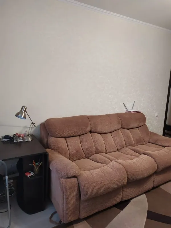 продам 2-х к. квартиру 🌇город донецк, ленинский район, ул. малахова (район дк xxi съезда) ⚡площадь 53,6/30/8,4 м2. ⚡этаж 2/9 ❗вода круглосуточно❗ ⚡качественный ремонт, мебель, быт техника bosch и electrolux, 2 кондиционера, посудомоечная машина ⚡с/узел раздельный. ⚡ теплые полы, балкон застеклён пластик, утепленная внешняя стена ⚡ реальному покупателю разумный торг 📑документы зарегистрированы по рф 💰стоимость 6 950 000 ₽ 📲☎️+79493241608 валентин, собственник - фотография - 2