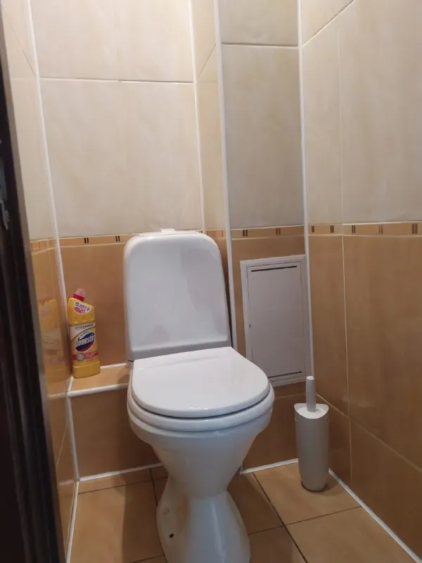 продам 2-х к. квартиру 🌇город донецк, ленинский район, ул. малахова (район дк xxi съезда) ⚡площадь 53,6/30/8,4 м2. ⚡этаж 2/9 ❗вода круглосуточно❗ ⚡качественный ремонт, мебель, быт техника bosch и electrolux, 2 кондиционера, посудомоечная машина ⚡с/узел раздельный. ⚡ теплые полы, балкон застеклён пластик, утепленная внешняя стена ⚡ реальному покупателю разумный торг 📑документы зарегистрированы по рф 💰стоимость 6 950 000 ₽ 📲☎️+79493241608 валентин, собственник - фотография - 6