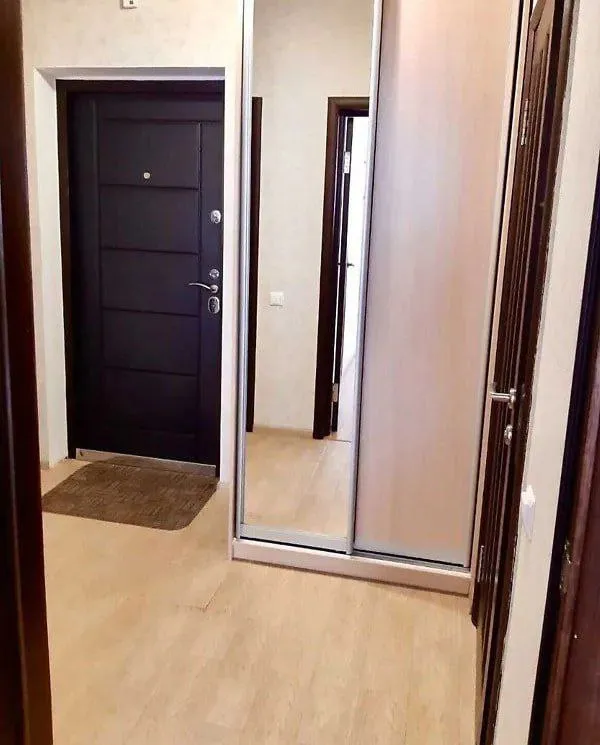 сдается двухкомнатная квартира 🌇в пролетарском районе 📍 ✅4/9  этаж. ✅в квартире есть вся необходимая... - фотография